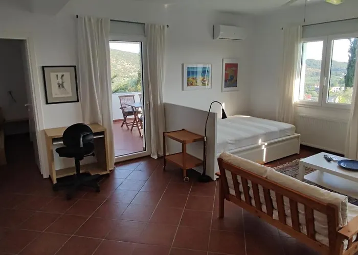 Horizon - Sunset & Seaview